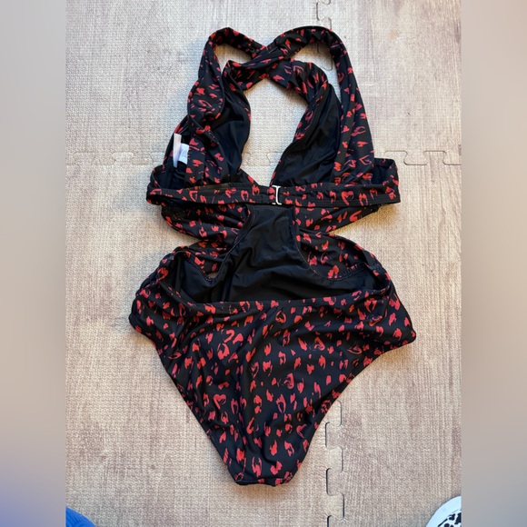 ModCloth Unique Twisty Swim One Piece - Picture 3 of 4